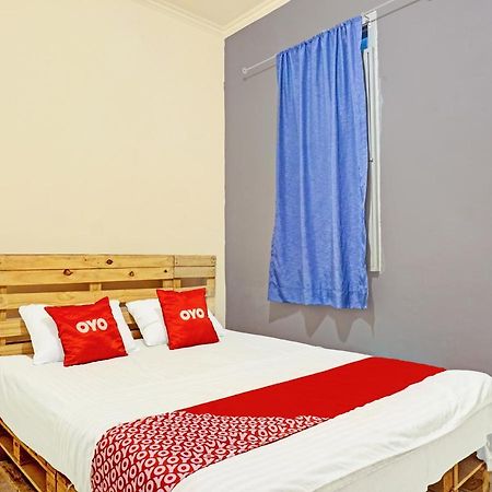 Готель Oyo 91658 Luci'S House Джакарта Екстер'єр фото