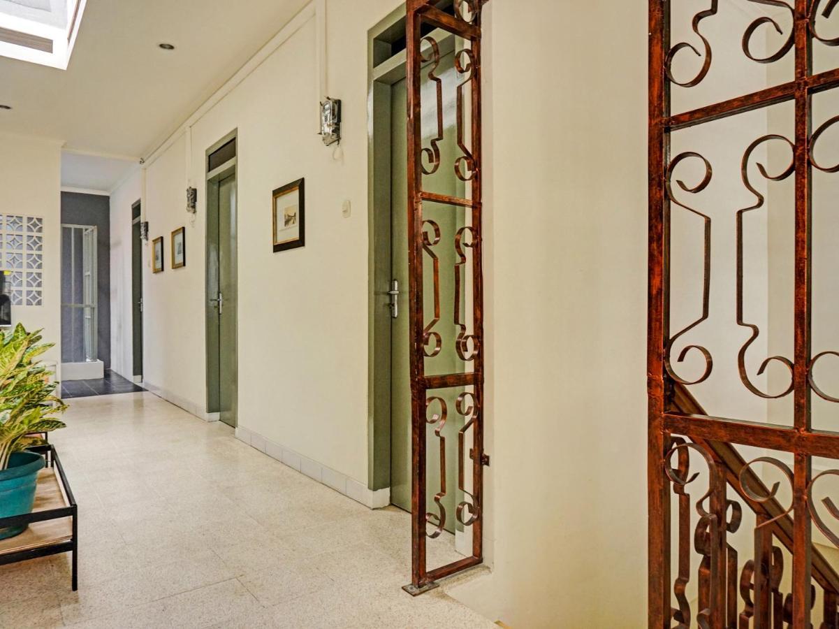Готель Oyo 91658 Luci'S House Джакарта Екстер'єр фото